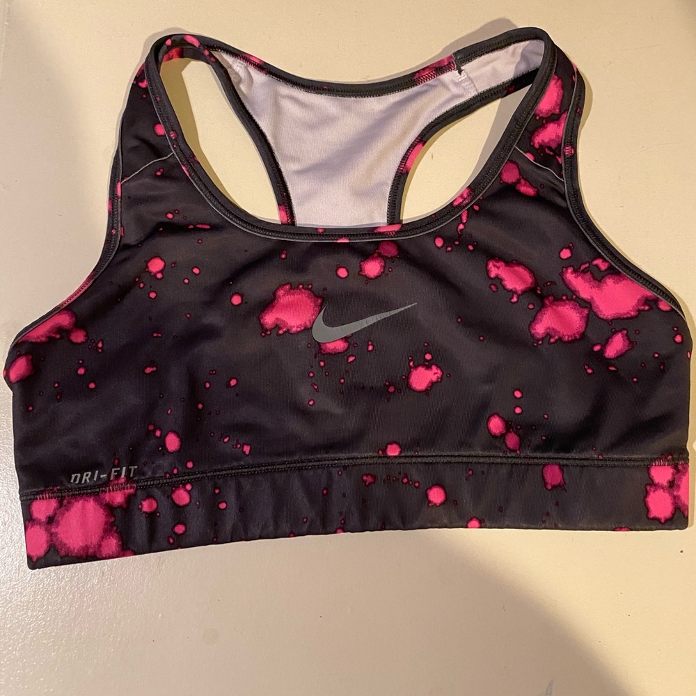 Two sports bras Nike size Small